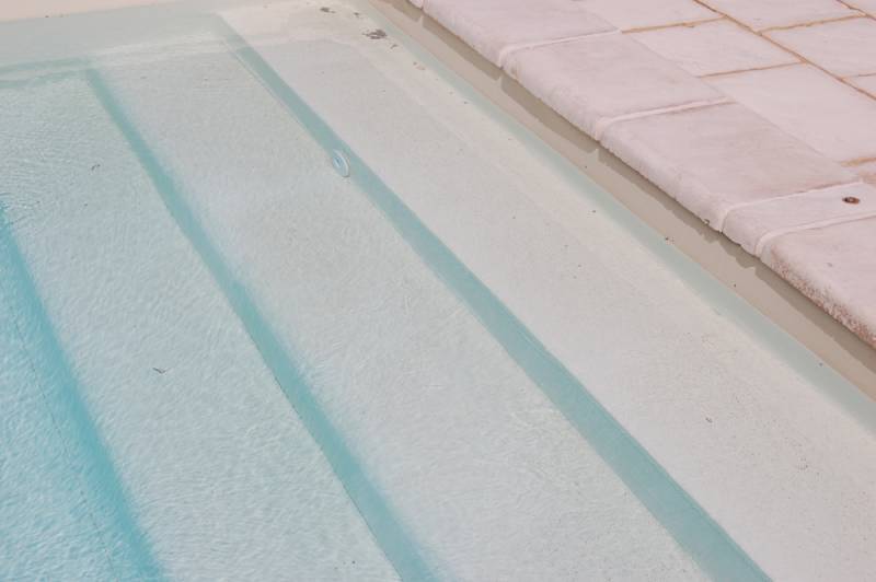 Escalier sur toute largeur