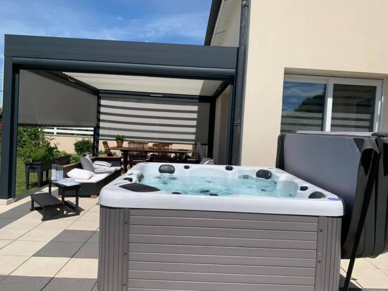 SPA VENDOM FIDJI 5 PLACES